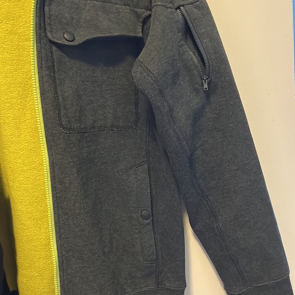 Lululemon sweatshirt/ hoodie gray/ lime size M/L - Picture 6 of 7